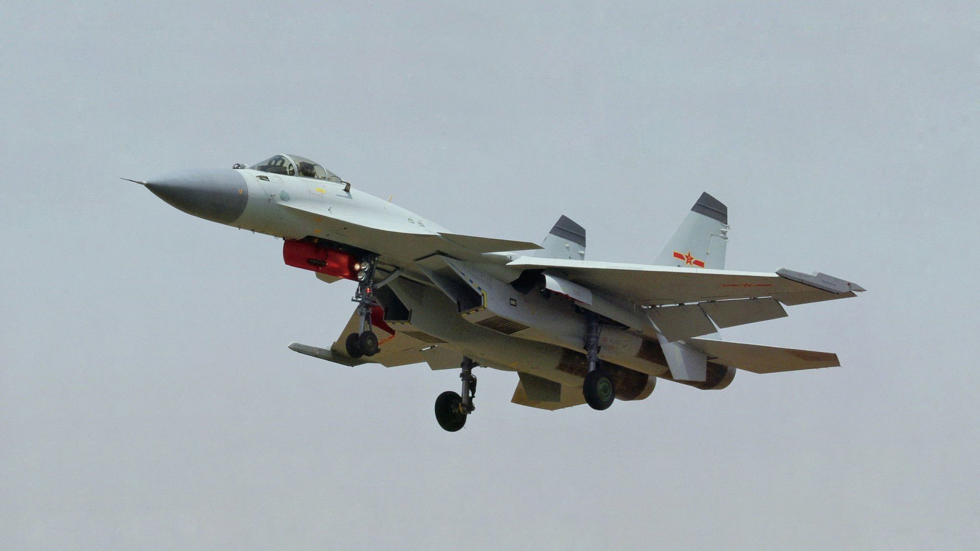 斯图加特依靠稳固中轴掌控场上局势,斯图加特图片